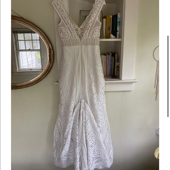 Designer Jane Hill Eden White Label Collection Bohemian wedding gown - Picture 3 of 11